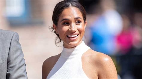 megan markhle nude|Meghan Markle shows off sculpted shoulders in cut